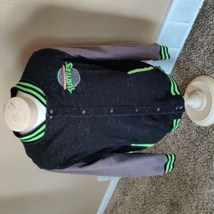 Nickelodeon teenage mutant Ninja turtles jacket.